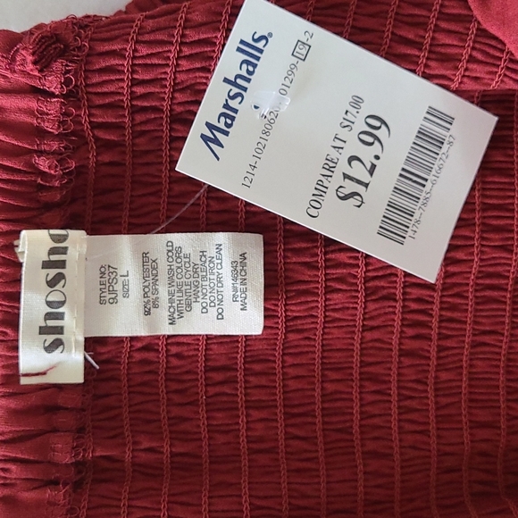 Red jumper - Picture 4 of 5